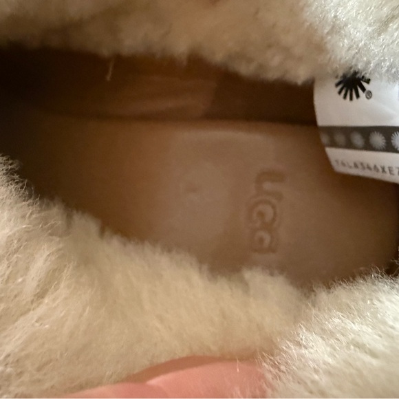 UGG Brown and Cream Mules with Sheepskin Lining - Picture 6 of 9